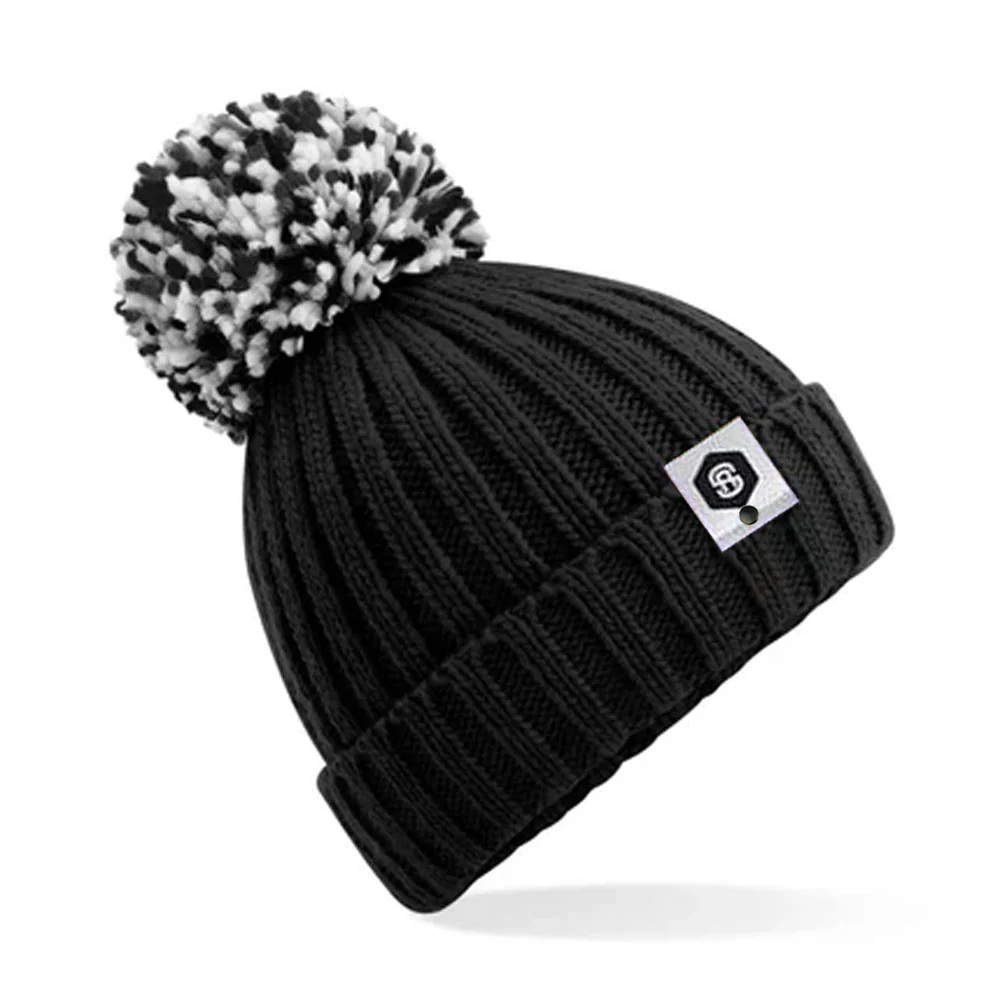 Hygge POM POM Beanie - Image 9